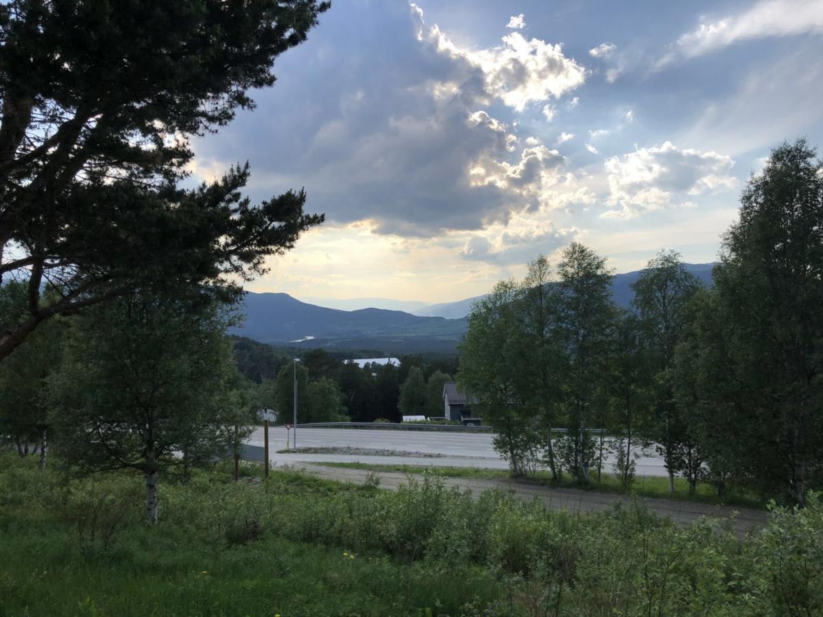 Dombas Gjestehus Exteriér fotografie